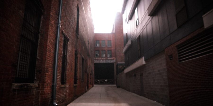 sean-thomas-kR90aZv3B_c-unsplash-900×600