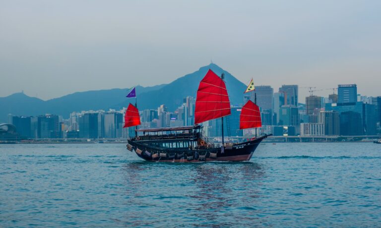 ihor-saveliev-WuSq0y55fkc-unsplash