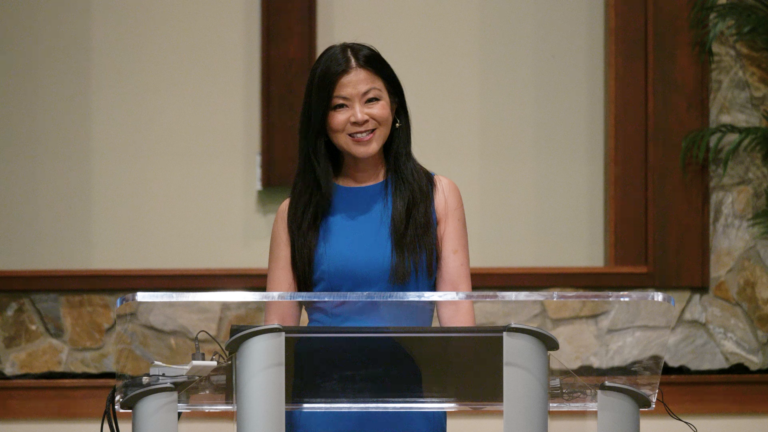 02 – Kiang.00_14_11_01.Still010